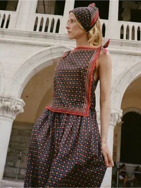 **ISO** Amalia Top in Montmartre Foulard floral